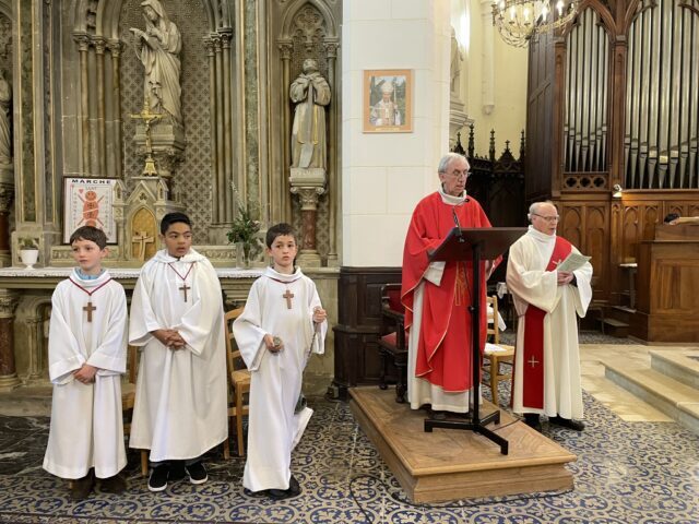 Messe des Rameaux et de la Passion dimanche 24 mars 2024 à l'église de Plélan-le-Grand.