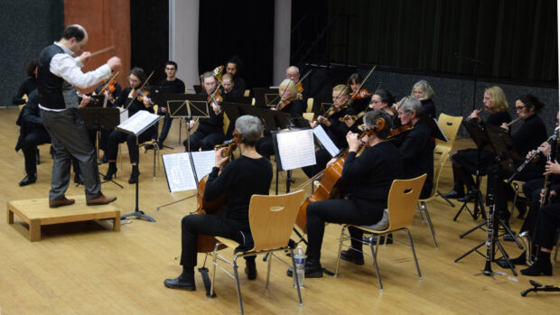 L’Orchestre Symphonique du Pays Pourpré, réunit plus de vingt musiciens amateurs du pays de Montfort. Ils donne quatre à cinq concerts par an, toujours gratuits.